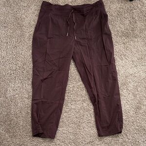 Lululemon Women’s Dance Studio Burgundy Pants
